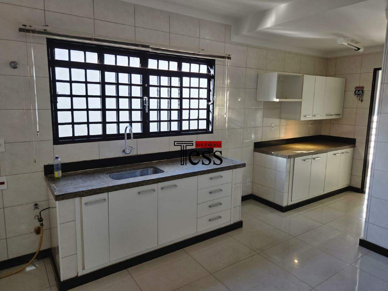 Casa com 5 quartos para aluguel, 386m² — foto 7 de 22