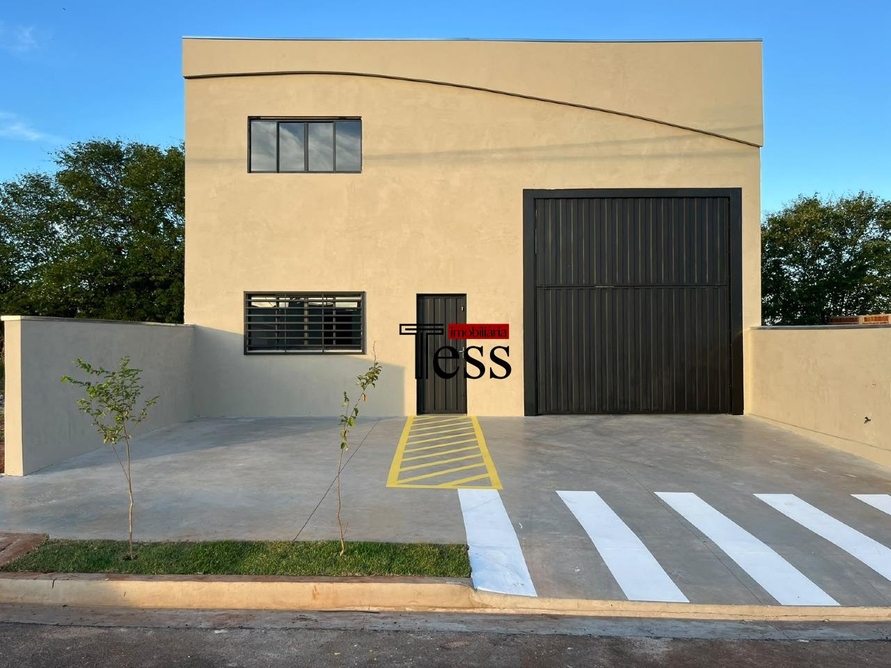 Loja / Salão / Ponto Comercial para aluguel, 122m² — foto 1 de 9