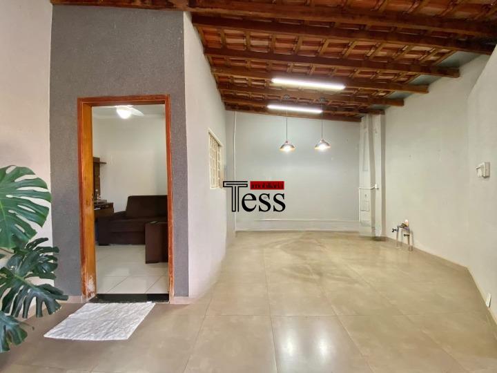 Casa com 2 quartos à venda, 105m² — foto 2 de 21