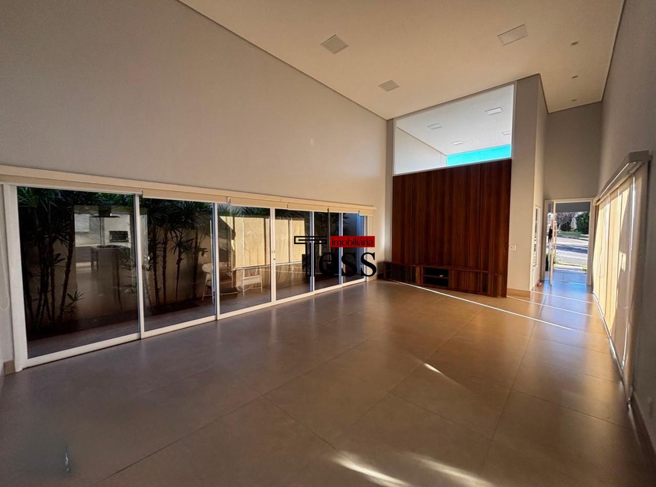 Casa de Condomínio com 3 quartos para aluguel, 200m² — foto 4 de 20