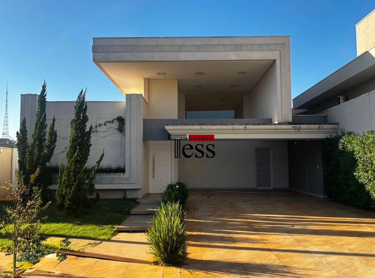 Casa de Condomínio com 3 quartos para aluguel, 200m² — foto 2 de 20