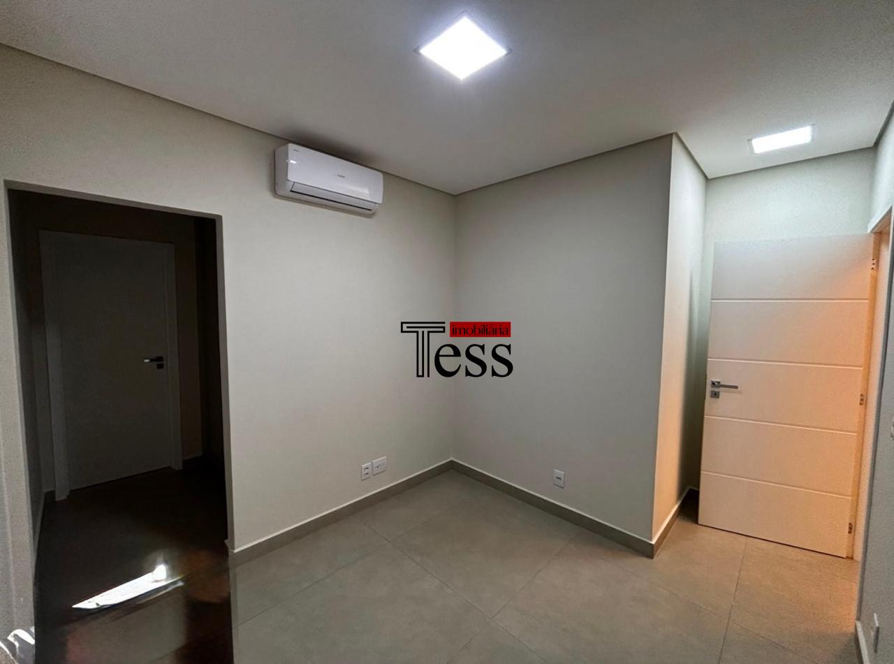 Casa de Condomínio com 3 quartos para aluguel, 200m² — foto 13 de 20