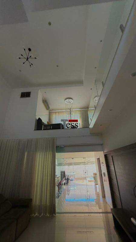 Casa de Condomínio com 3 quartos para aluguel, 293m² — foto 5 de 22