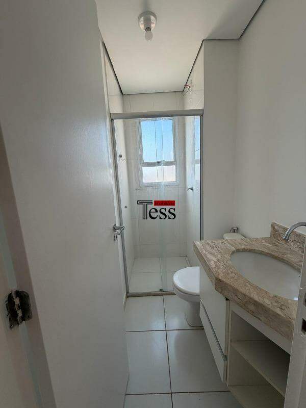 Apartamento com 2 quartos para aluguel, 66m² — foto 19 de 28