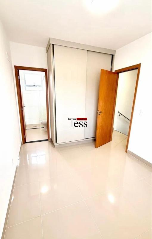 Casa de Condomínio com 3 quartos para aluguel, 140m² — foto 10 de 14