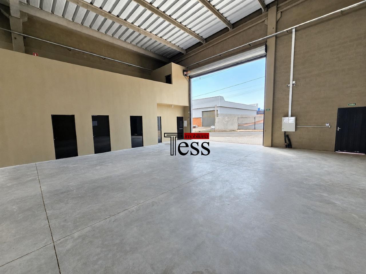 Loja / Salão / Ponto Comercial para aluguel, 704m² — foto 5 de 18
