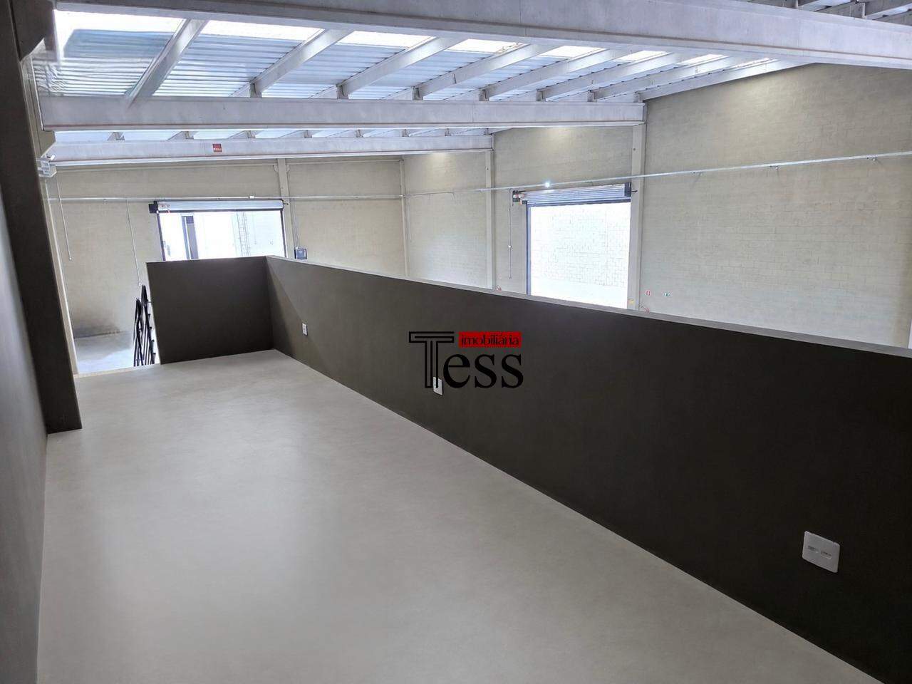 Loja / Salão / Ponto Comercial para aluguel, 704m² — foto 9 de 18