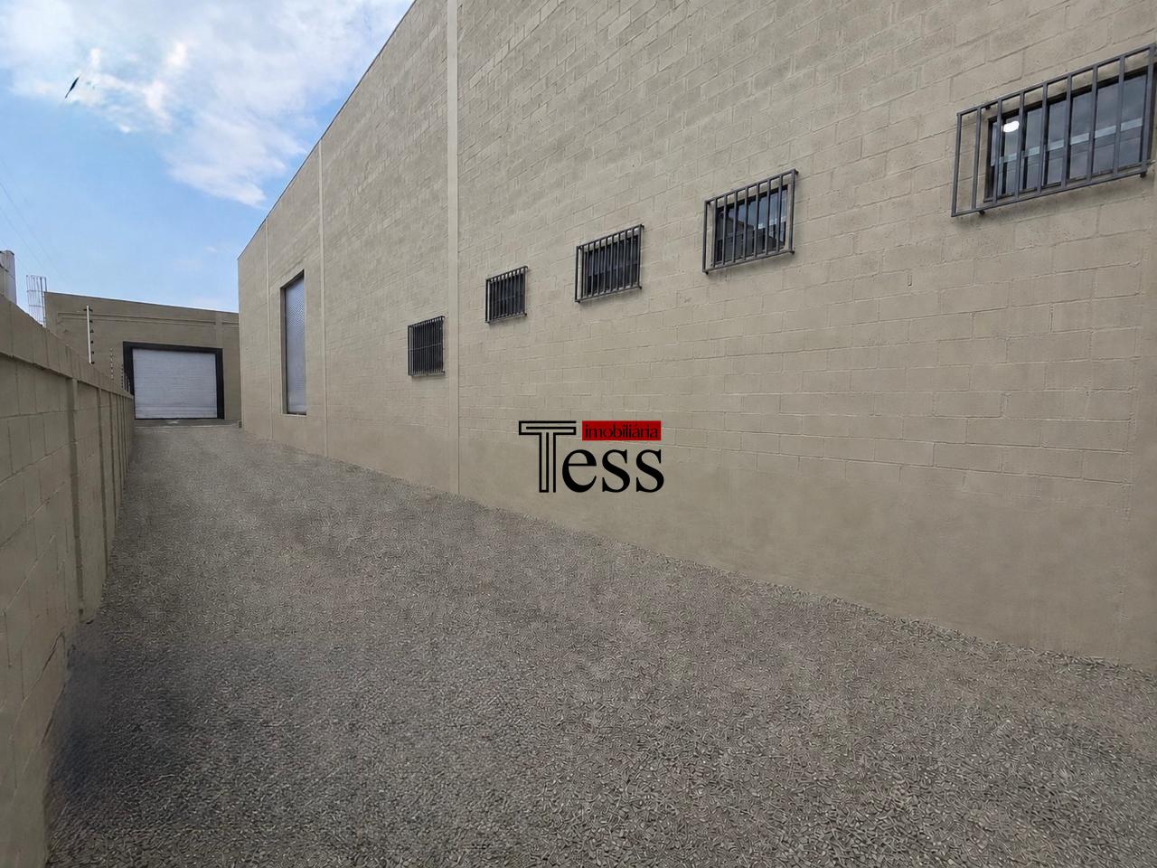 Loja / Salão / Ponto Comercial para aluguel, 704m² — foto 17 de 18