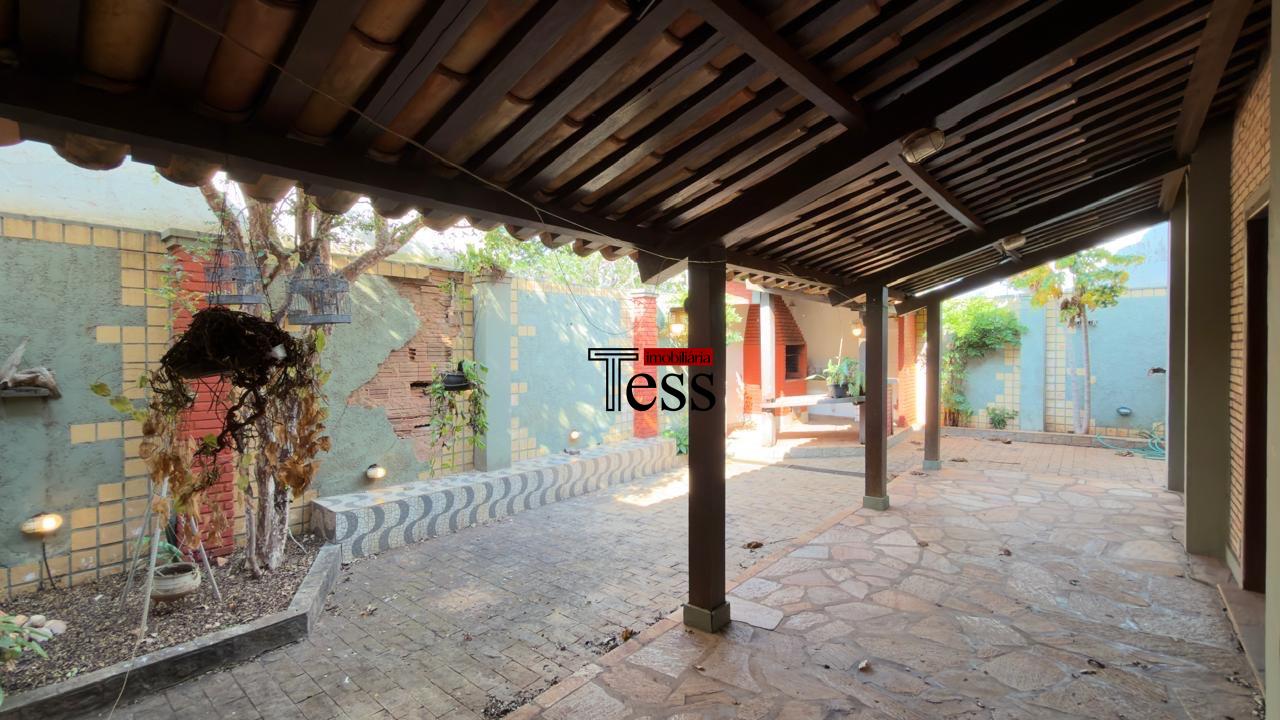 Casa com 4 quartos para aluguel, 415m² — foto 13 de 20