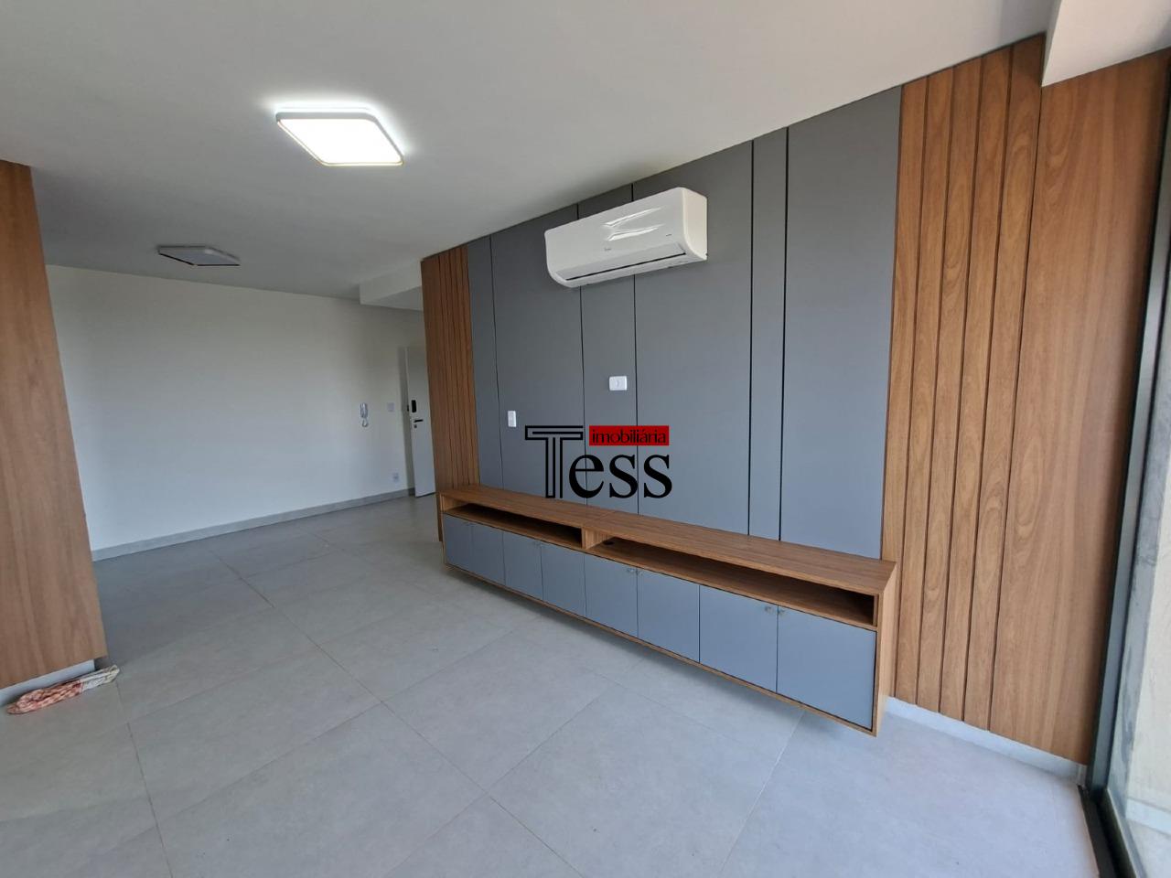Apartamento com 3 quartos para aluguel, 93m² — foto 2 de 24