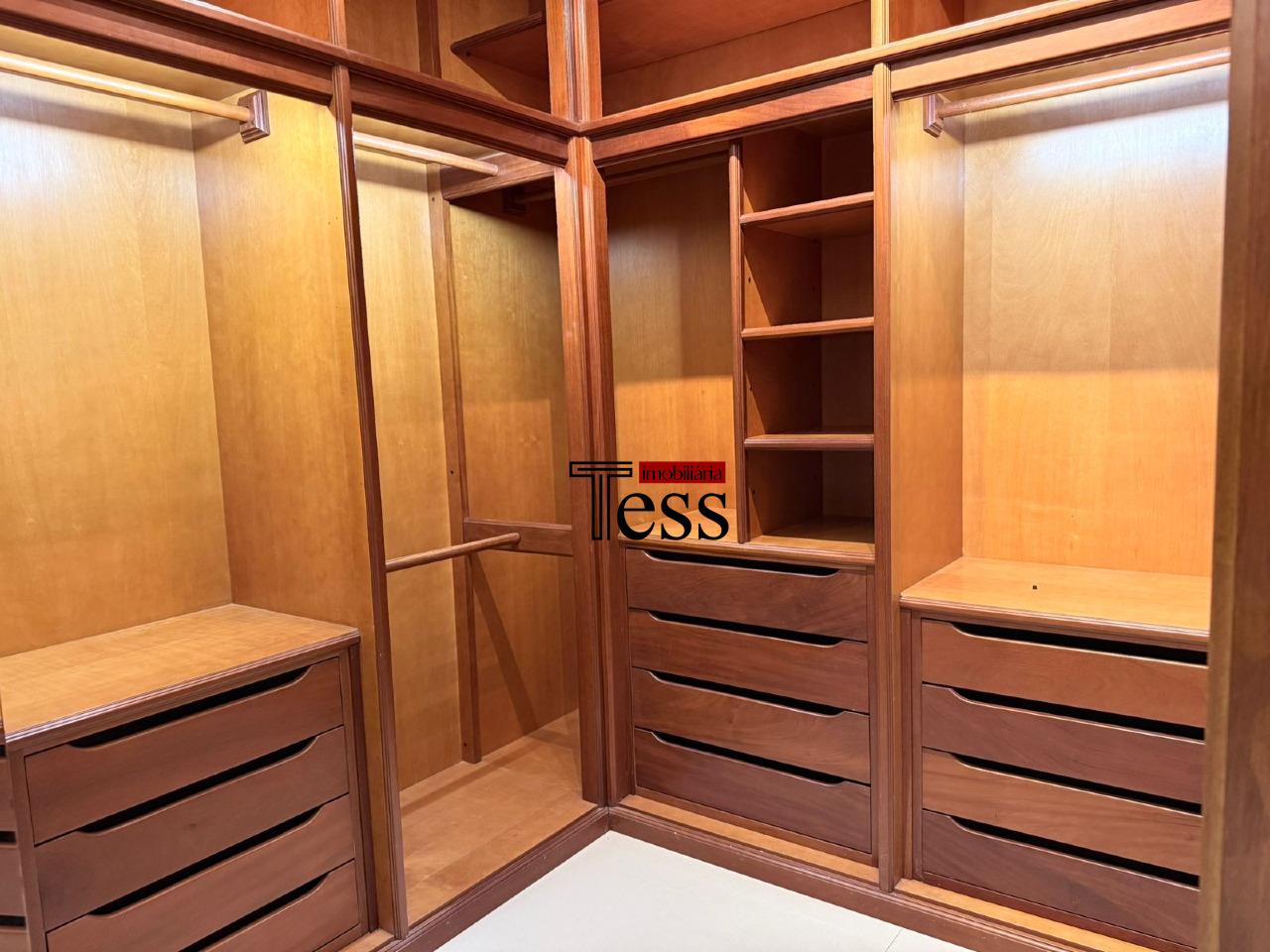 Casa de Condomínio com 3 quartos à venda, 600m² — foto 9 de 30