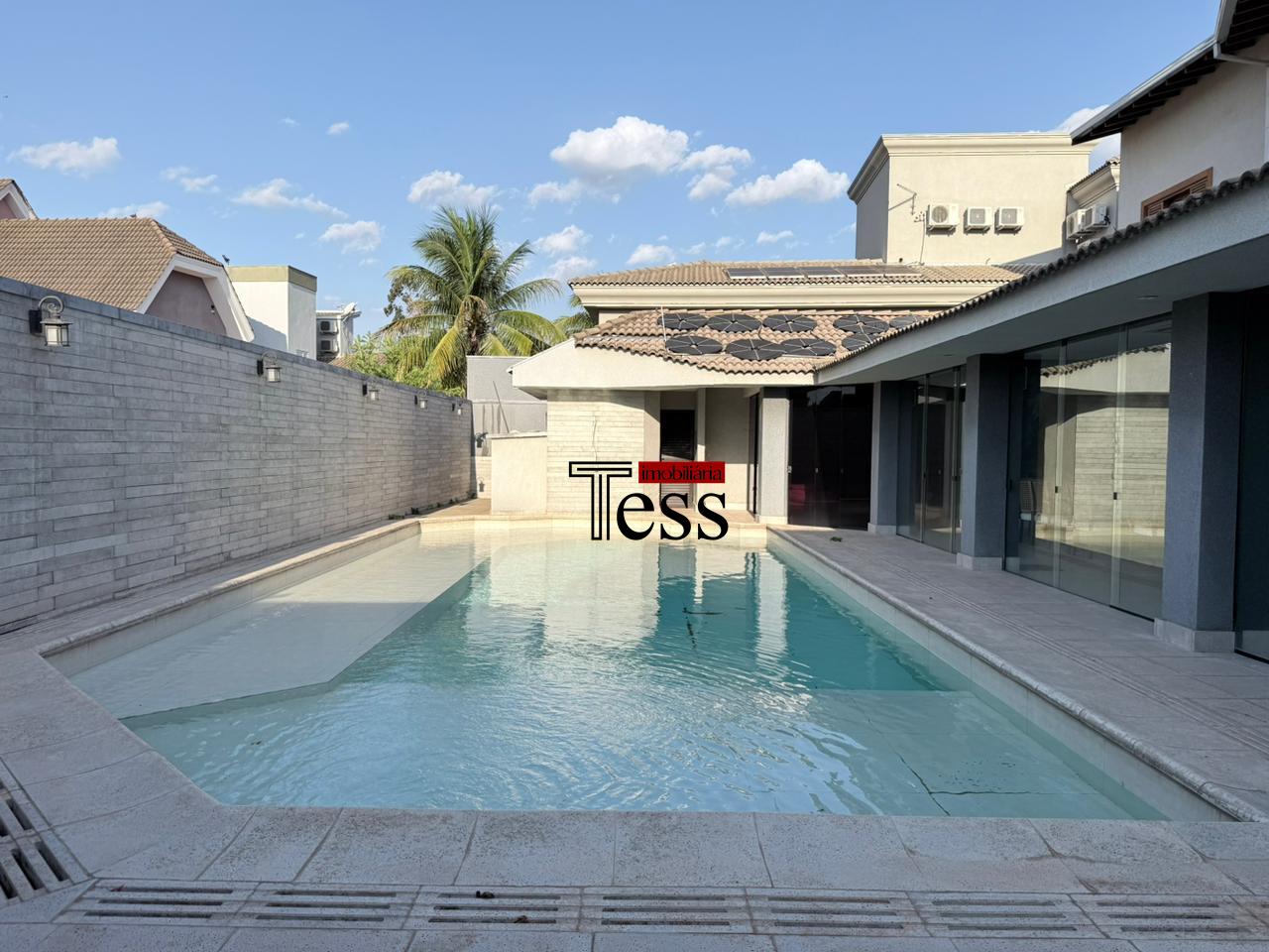 Casa de Condomínio com 3 quartos à venda, 600m² — foto 3 de 30