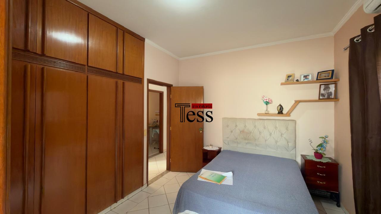 Casa com 5 quartos à venda, 197m² — foto 15 de 29