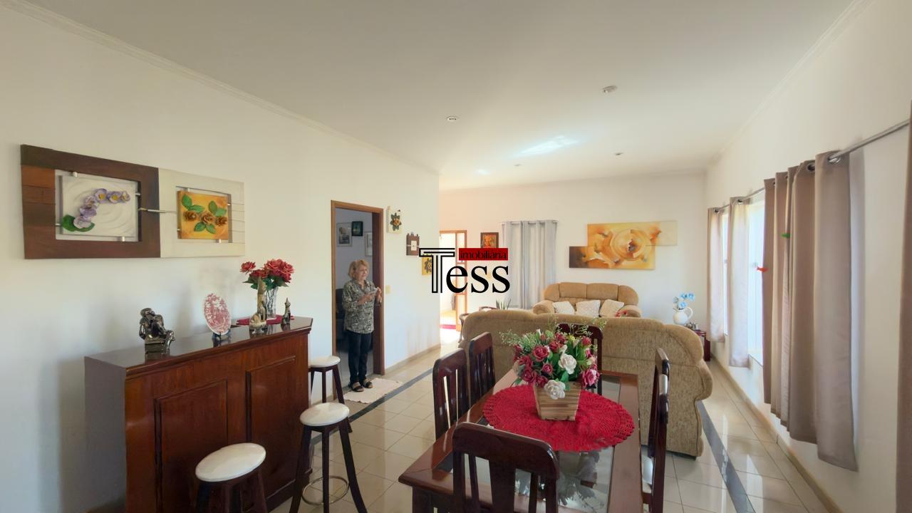 Casa com 5 quartos à venda, 197m² — foto 5 de 29