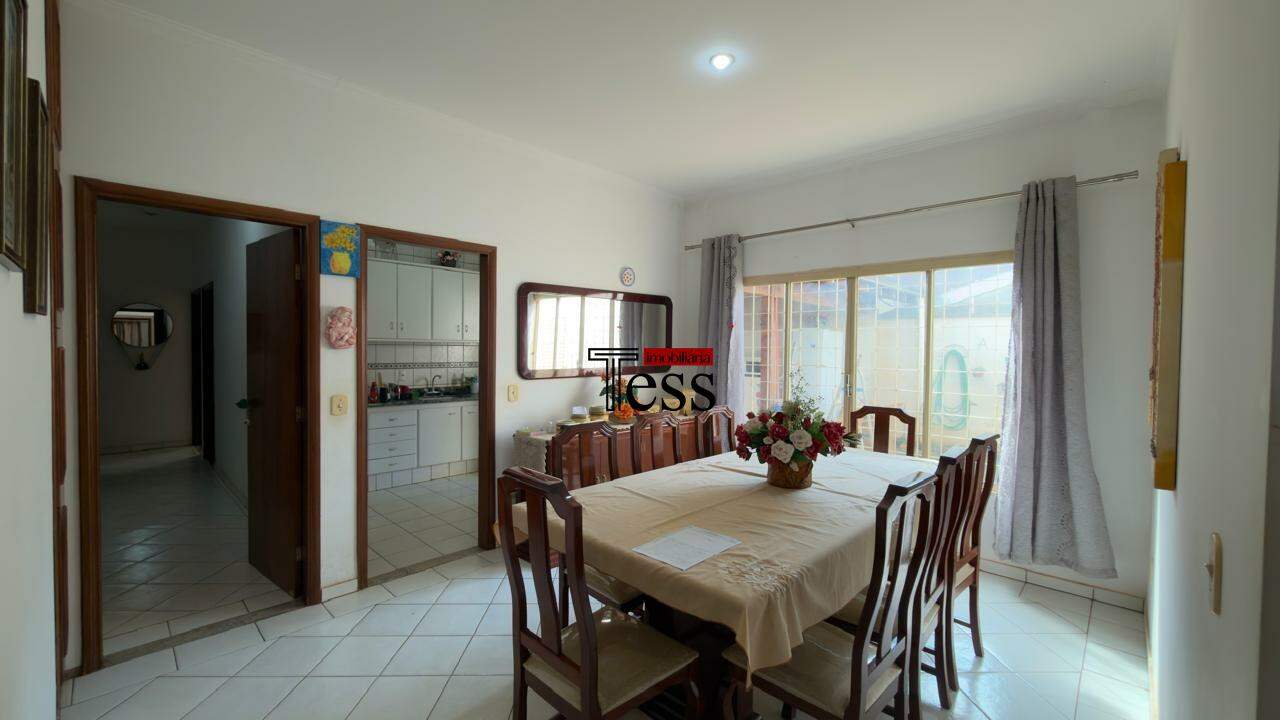Casa com 5 quartos à venda, 197m² — foto 8 de 29