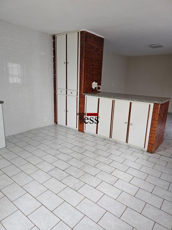Casa com 3 quartos à venda, 360m² — foto 19 de 25
