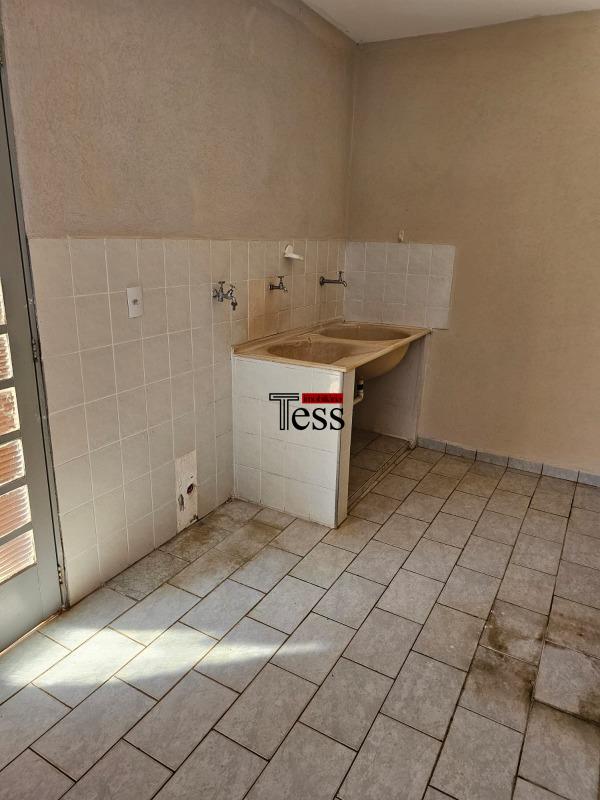 Casa com 3 quartos à venda, 360m² — foto 20 de 25