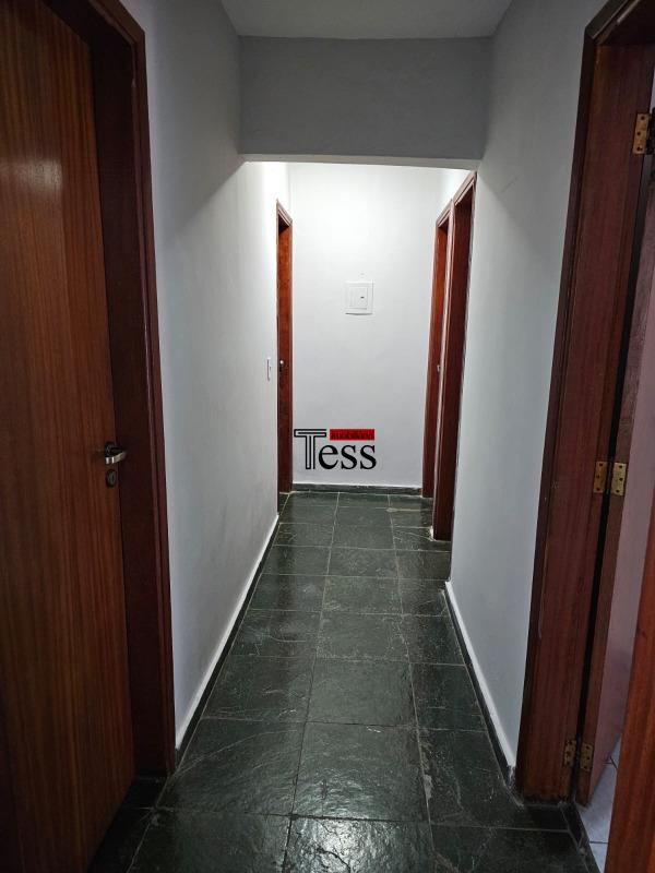 Casa com 3 quartos à venda, 360m² — foto 15 de 25