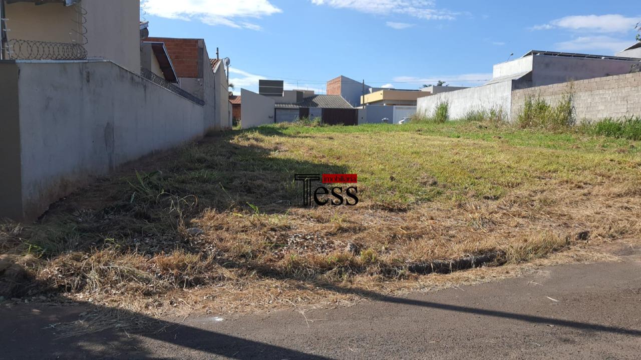 Terreno / Lote / Condomínio à venda, 220m² — foto 2 de 2
