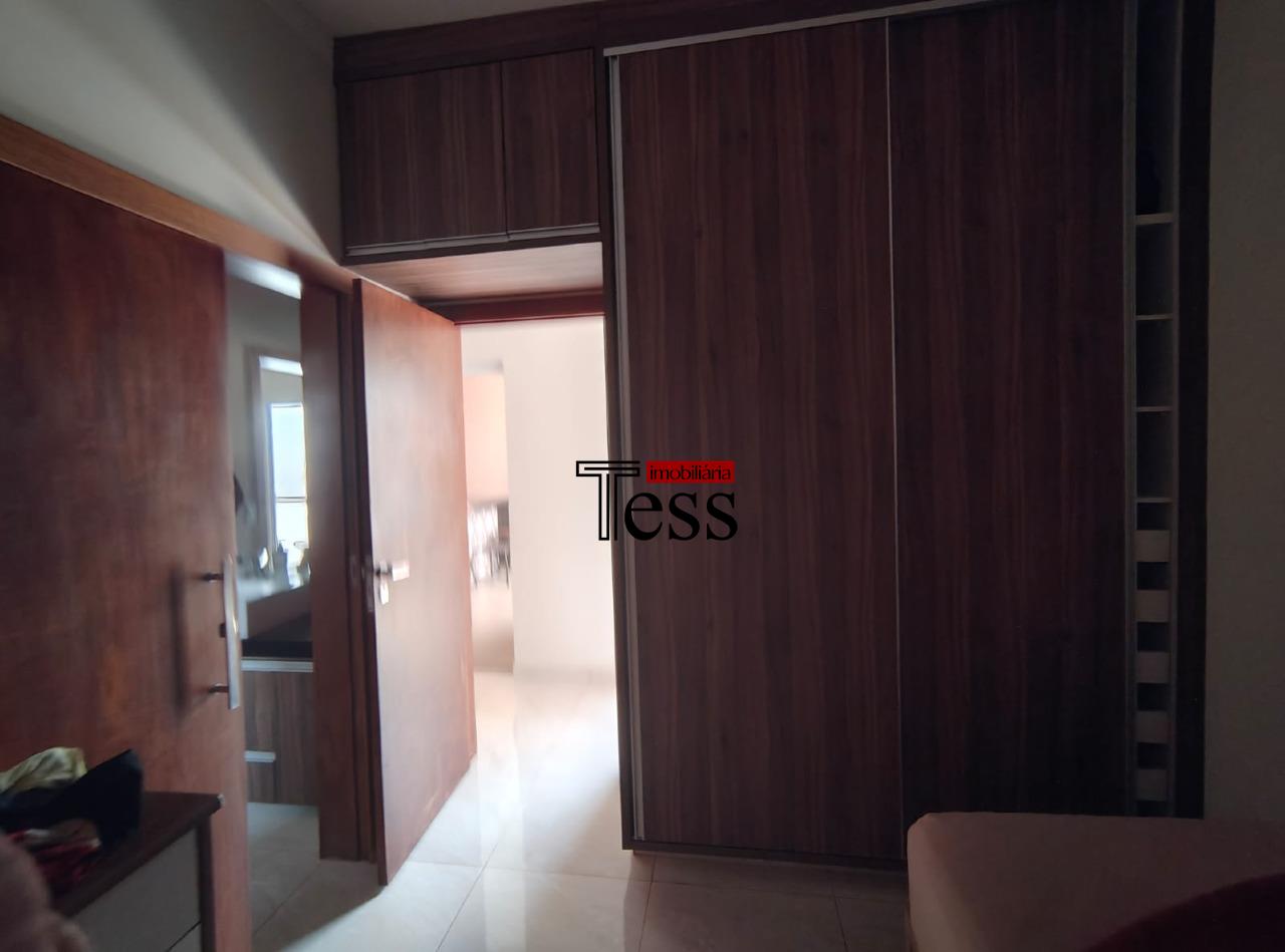 Casa de Condomínio com 4 quartos à venda, 180m² — foto 8 de 23