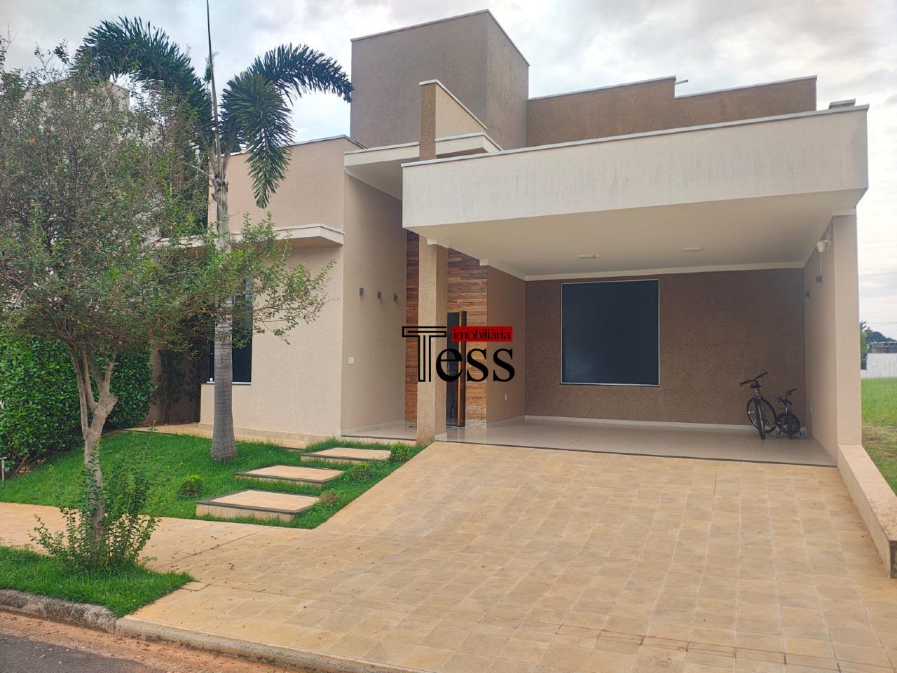 Casa de Condomínio com 4 quartos à venda, 180m² — foto 2 de 23