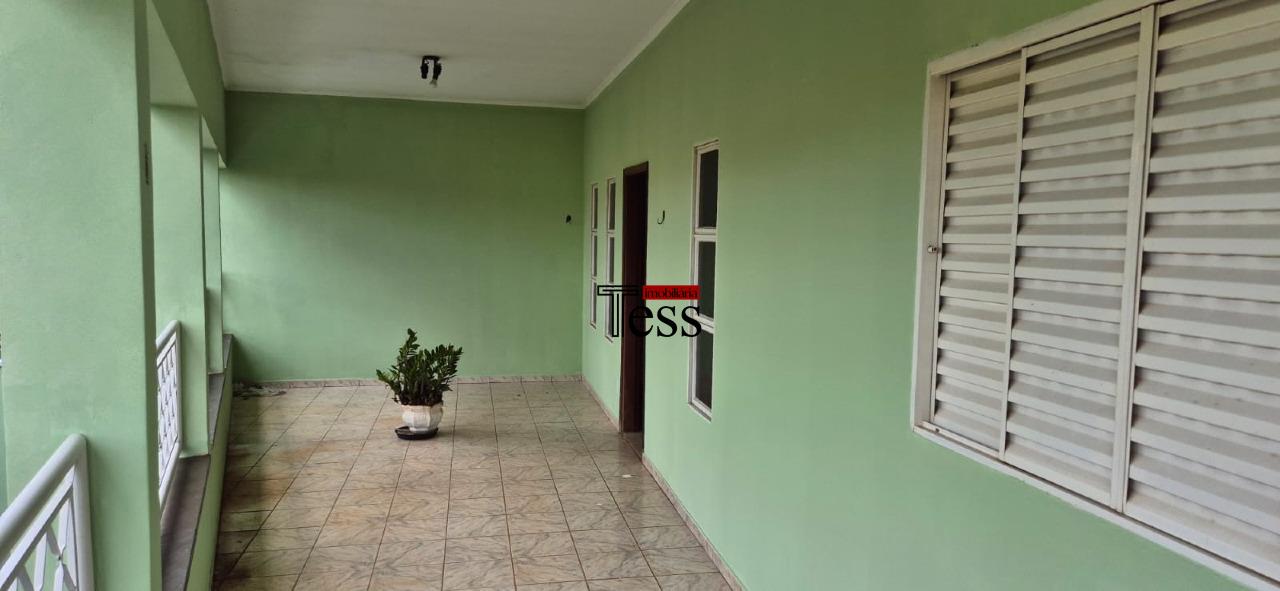 Casa com 3 quartos à venda, 439m² — foto 8 de 13