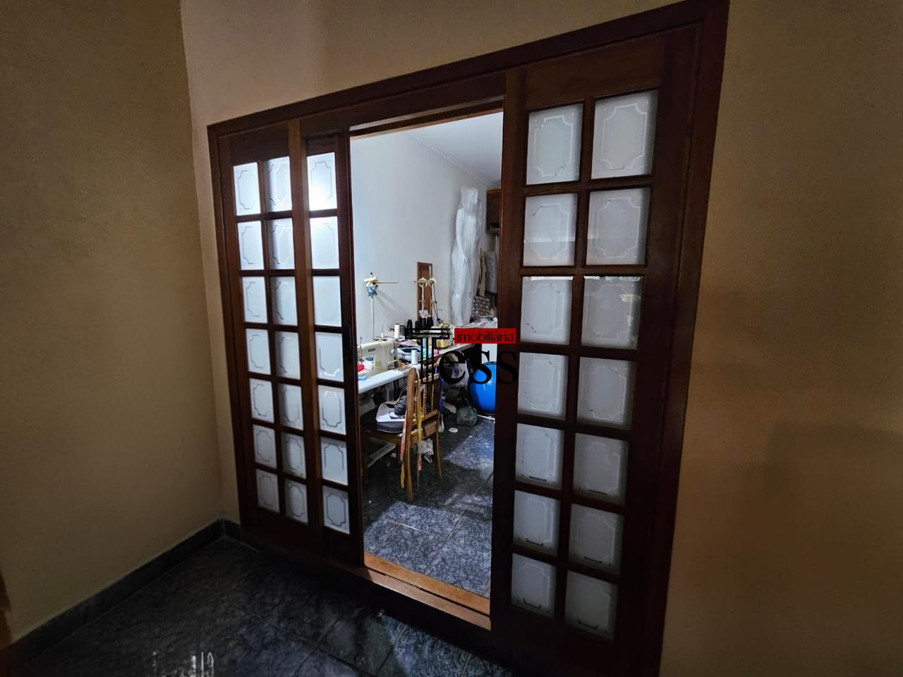 Casa com 3 quartos à venda, 230m² — foto 14 de 19