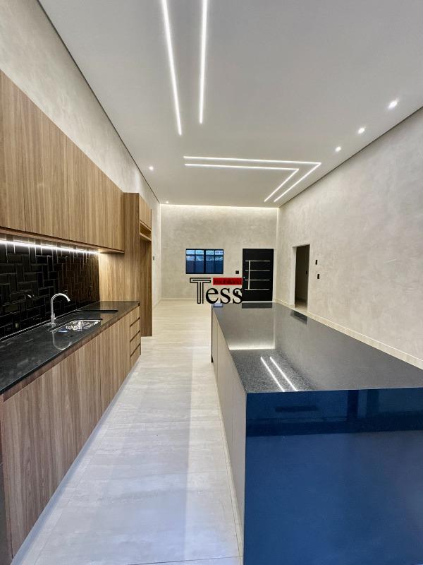 Casa com 3 quartos à venda, 120m² — foto 8 de 19