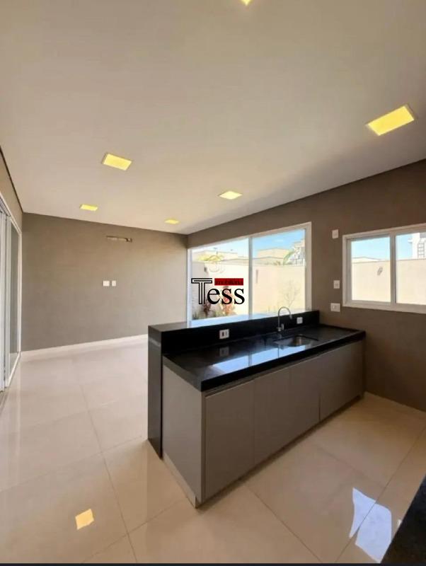 Casa de Condomínio com 3 quartos para aluguel, 200m² — foto 6 de 20