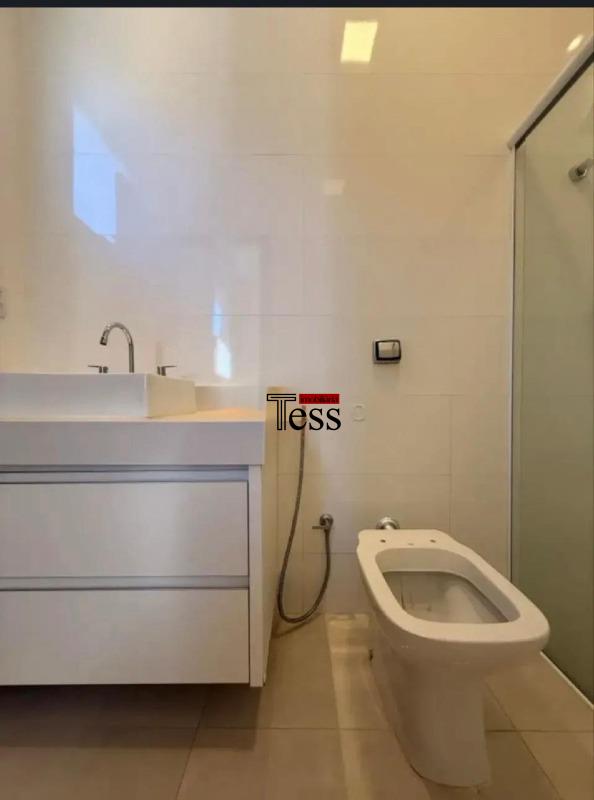 Casa de Condomínio com 3 quartos para aluguel, 200m² — foto 11 de 20