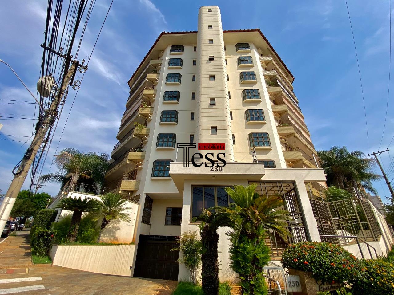 Apartamento com 3 quartos para aluguel, 168m² — foto 1 de 28