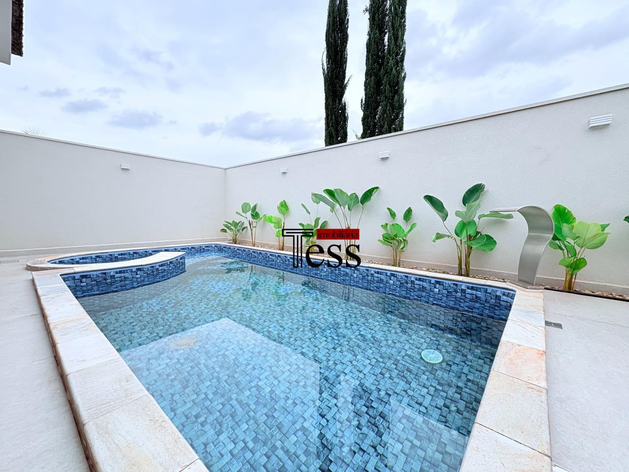 Casa de Condomínio com 3 quartos à venda, 244m² — foto 28 de 30