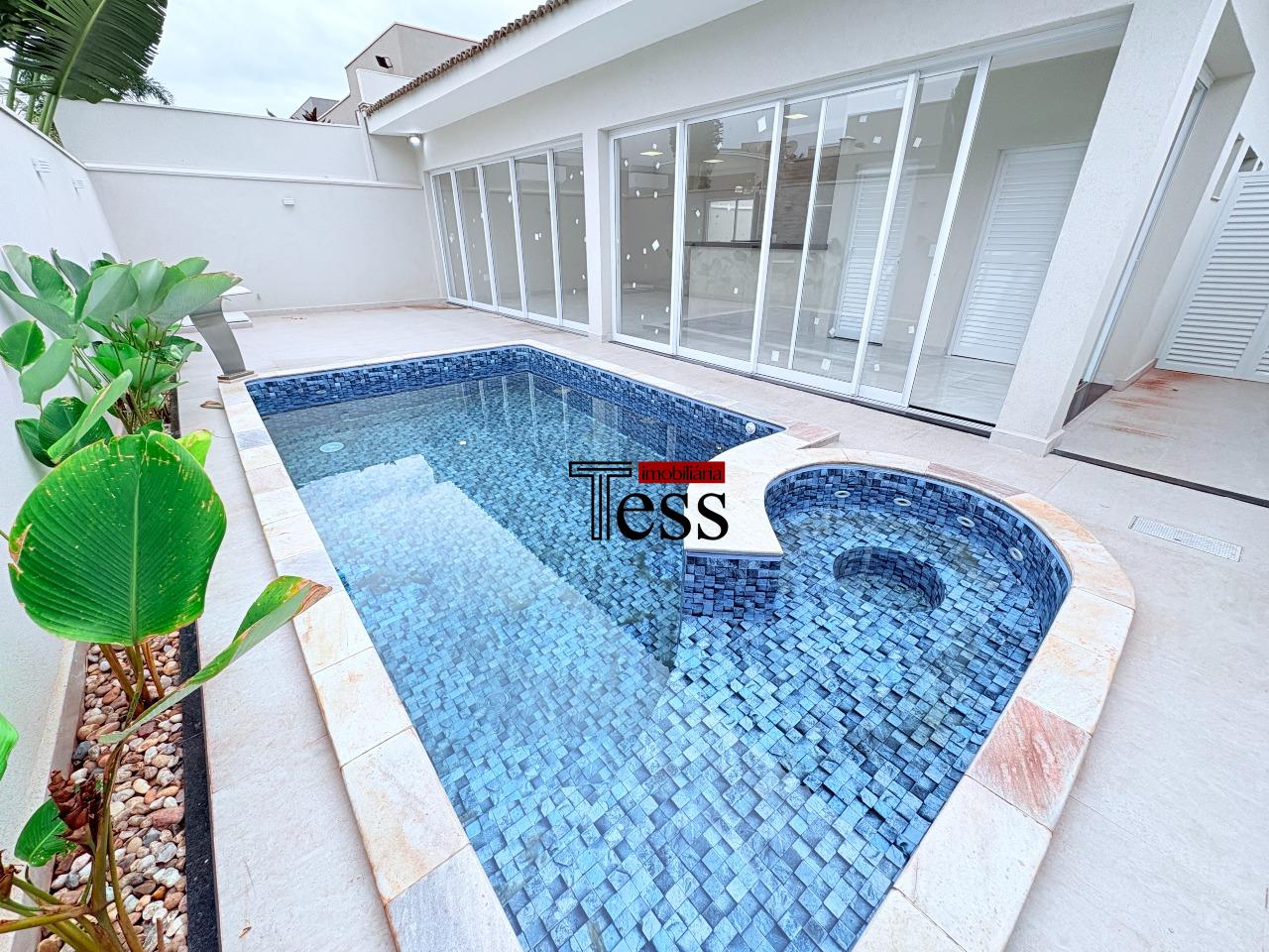 Casa de Condomínio com 3 quartos à venda, 244m² — foto 27 de 30