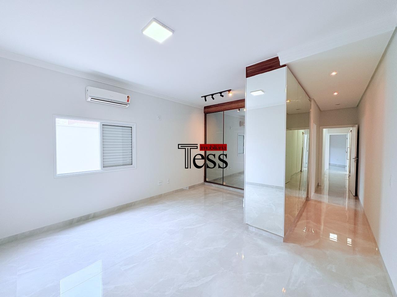Casa de Condomínio com 3 quartos à venda, 244m² — foto 9 de 30