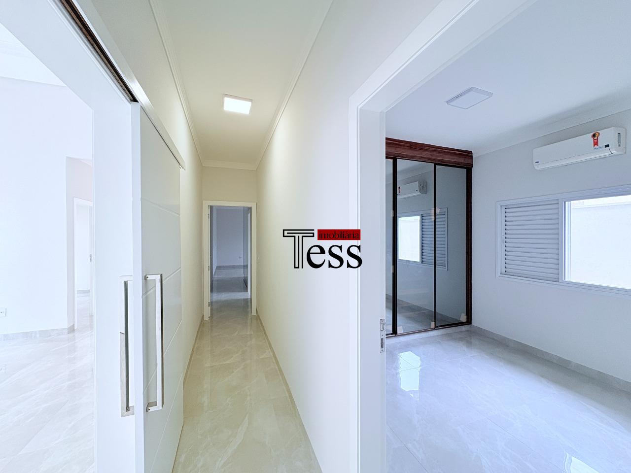 Casa de Condomínio com 3 quartos à venda, 244m² — foto 8 de 30