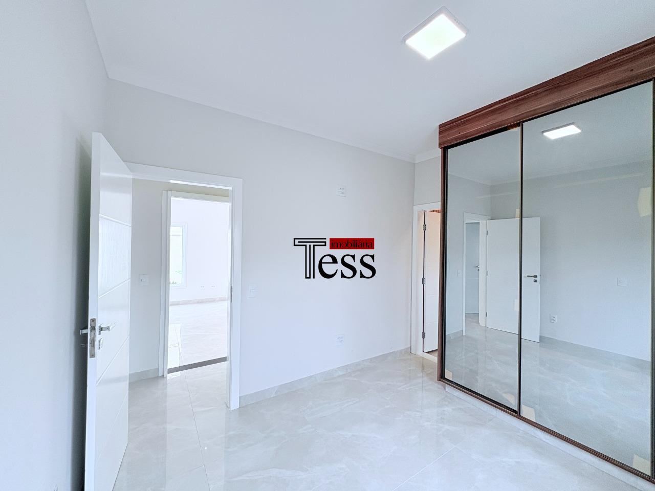 Casa de Condomínio com 3 quartos à venda, 244m² — foto 15 de 30