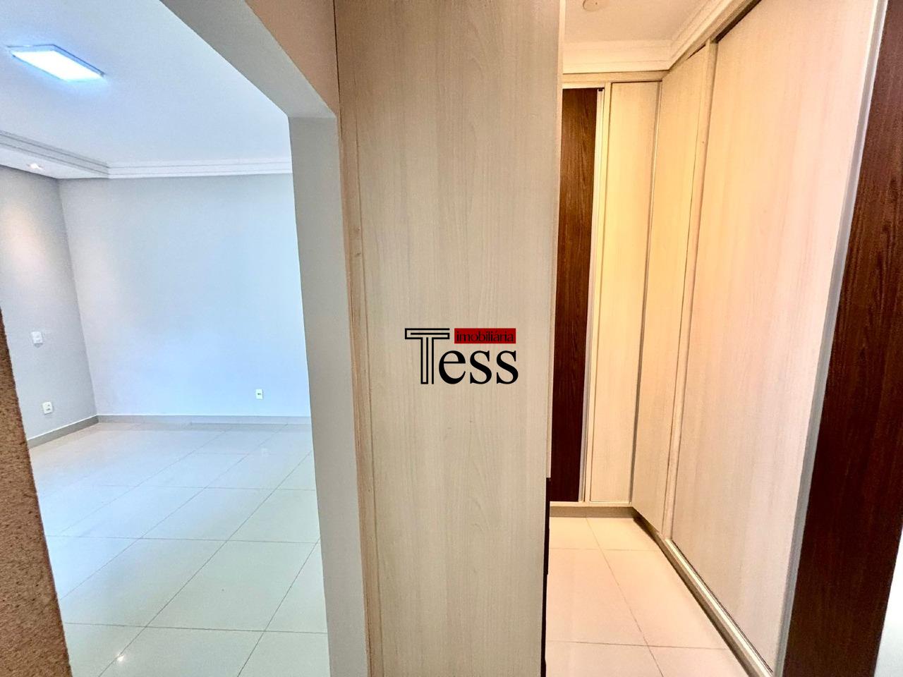 Casa de Condomínio com 3 quartos para aluguel, 236m² — foto 13 de 30
