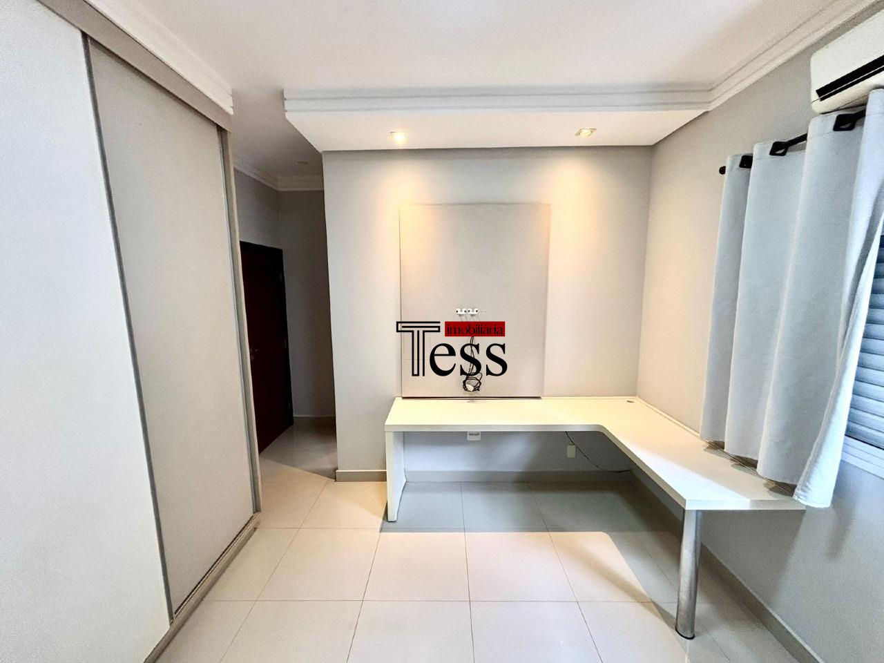 Casa de Condomínio com 3 quartos para aluguel, 236m² — foto 6 de 30