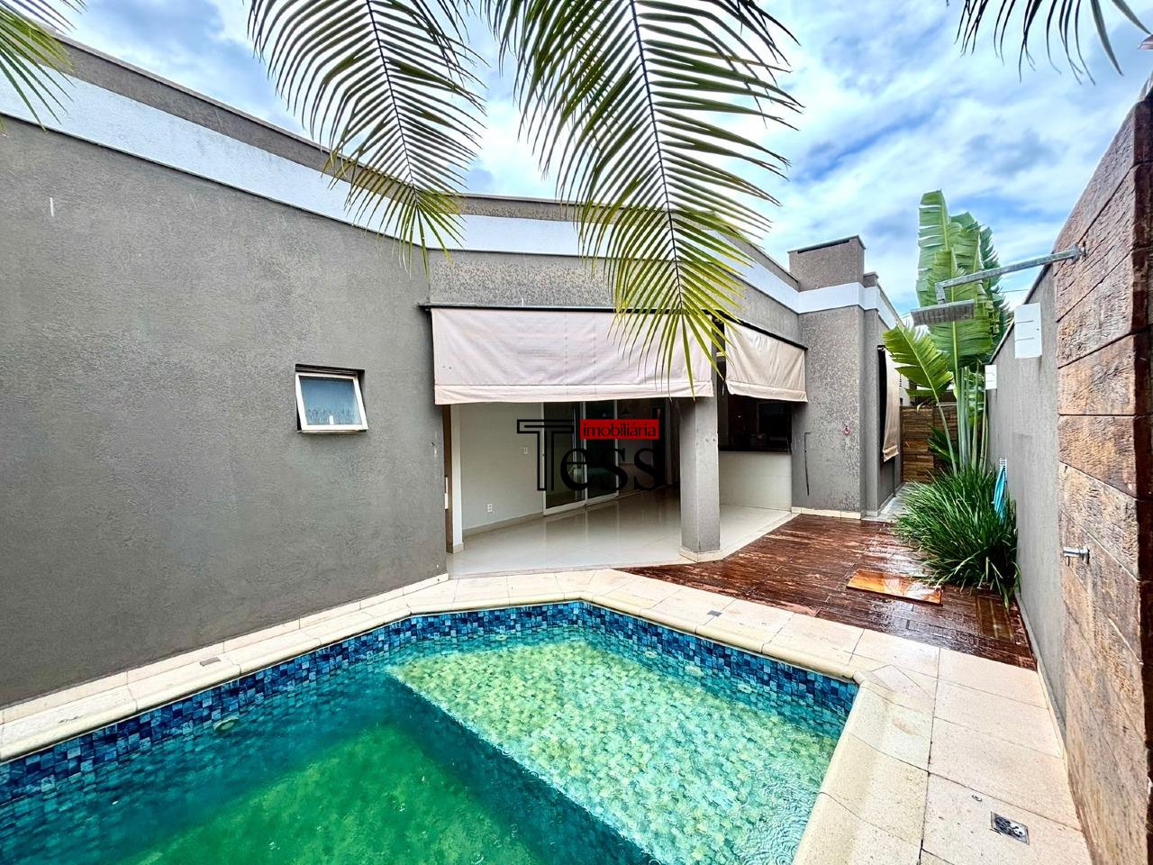 Casa de Condomínio com 3 quartos para aluguel, 236m² — foto 28 de 30