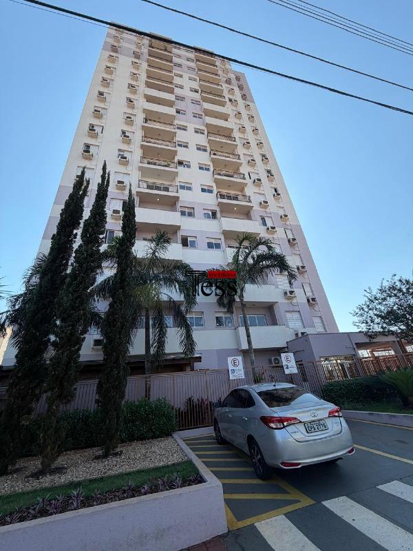 Apartamento com 2 quartos à venda, 66m² — foto 2 de 28