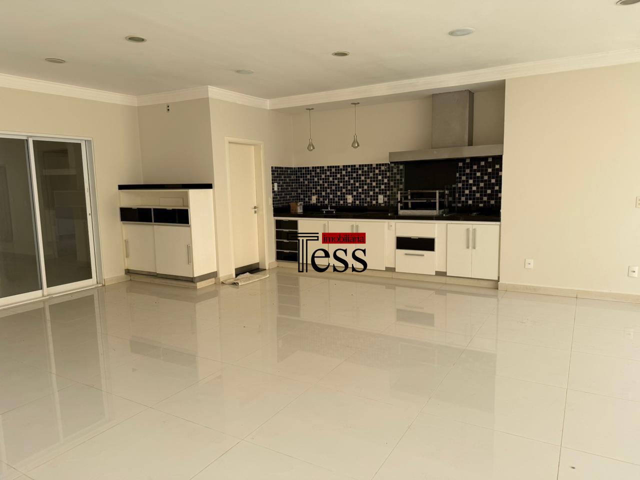 Casa de Condomínio com 4 quartos para aluguel, 300m² — foto 27 de 30