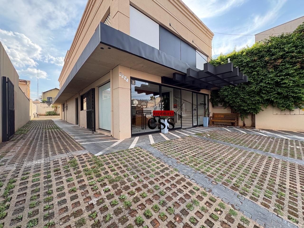 Loja / Salão / Ponto Comercial para aluguel, 192m² — foto 2 de 20