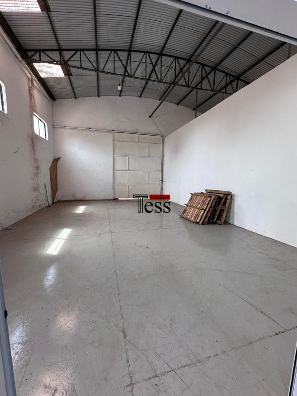 Loja / Salão / Ponto Comercial para aluguel, 250m² — foto 6 de 9