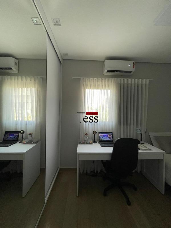 Casa de Condomínio com 4 quartos à venda, 389m² — foto 18 de 30