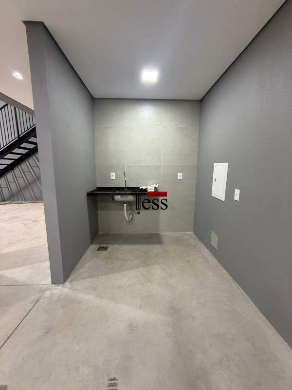 Loja / Salão / Ponto Comercial para aluguel, 180m² — foto 13 de 17