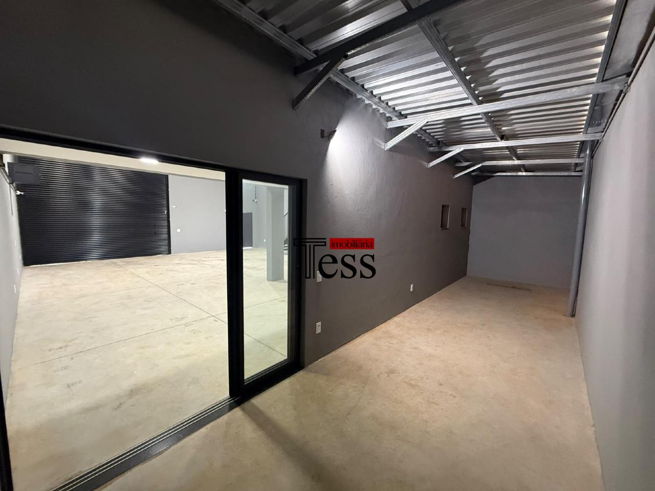 Loja / Salão / Ponto Comercial para aluguel, 180m² — foto 15 de 17