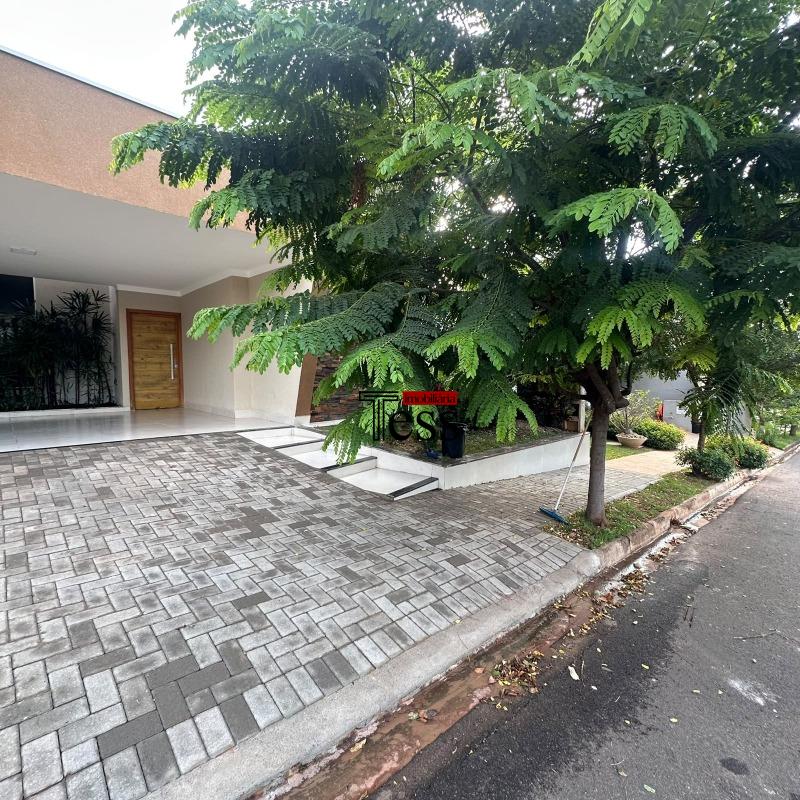 Casa de Condomínio com 3 quartos à venda, 150m² — foto 2 de 13
