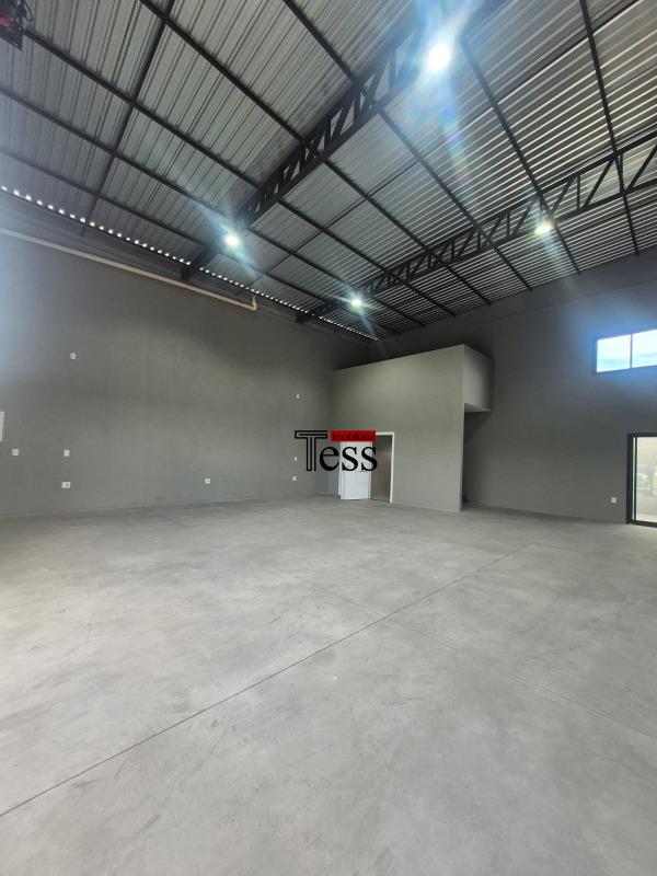 Loja / Salão / Ponto Comercial para aluguel, 150m² — foto 4 de 9
