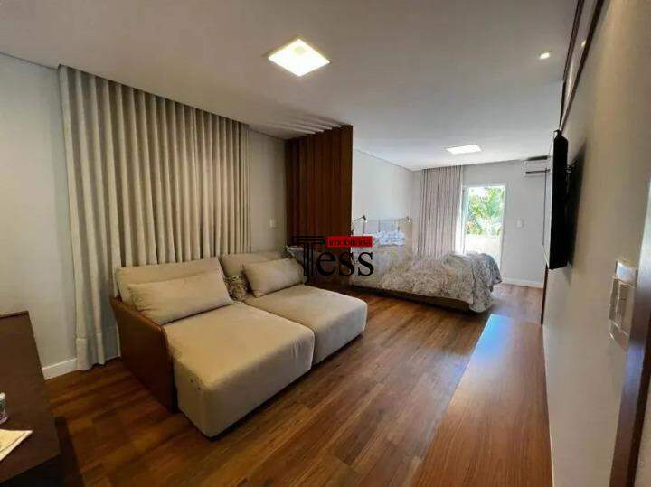Casa de Condomínio com 3 quartos à venda, 212m² — foto 20 de 27