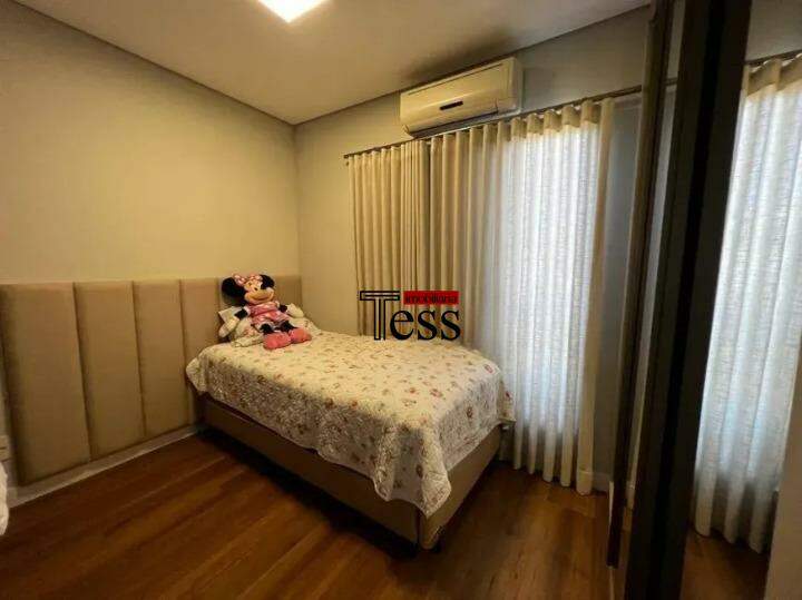 Casa de Condomínio com 3 quartos à venda, 212m² — foto 21 de 27
